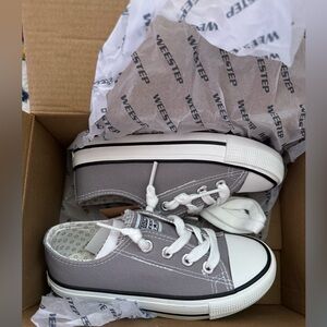 NWT Weestep Kids Gray Sneakers
